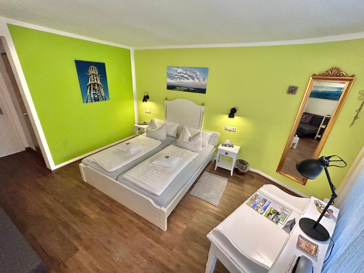 Haus Am Kurpark Hotell Schömberg Exteriör bild