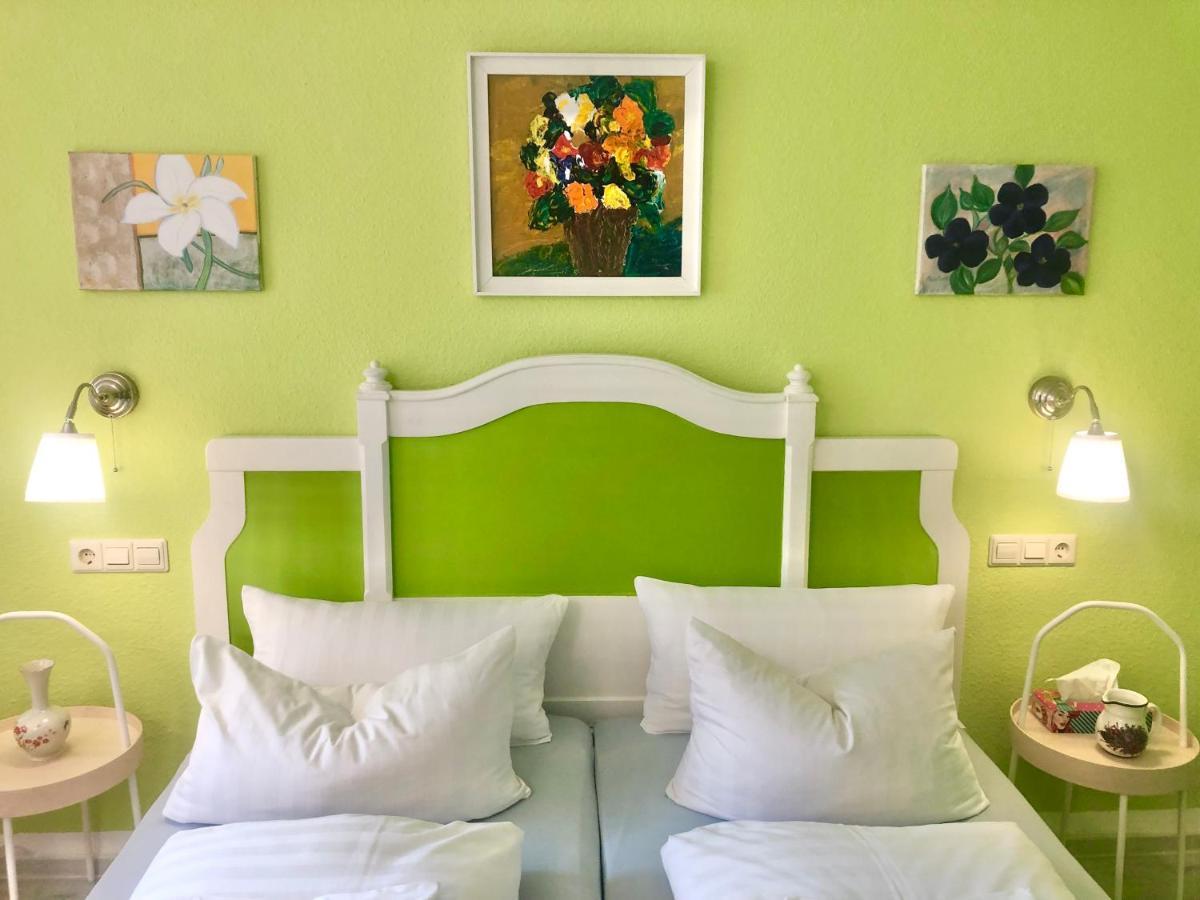 Haus Am Kurpark Hotell Schömberg Exteriör bild
